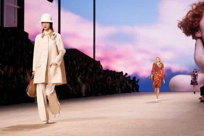 Look 9